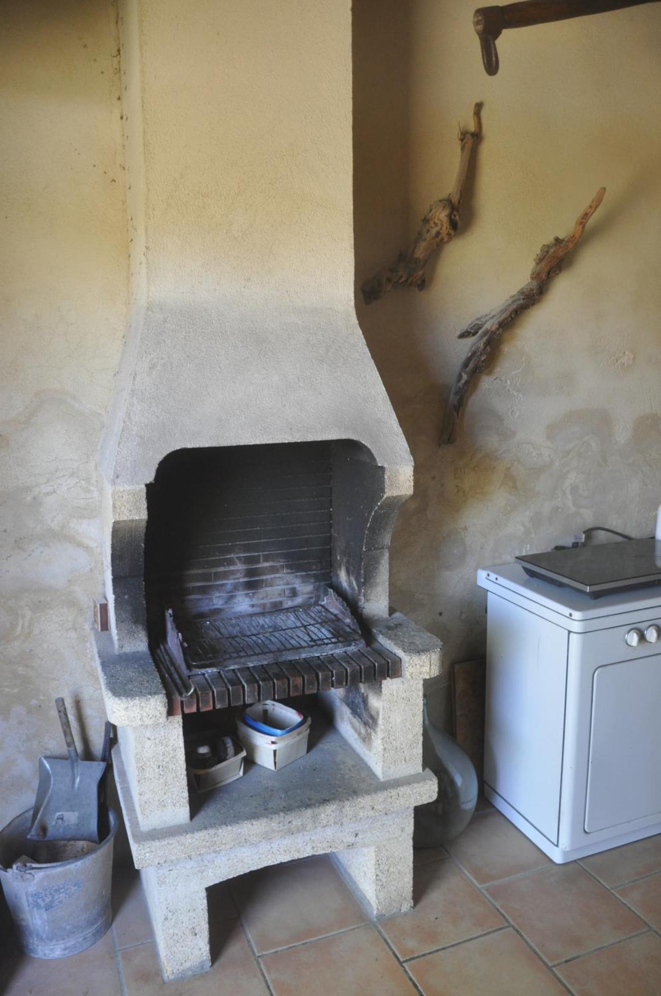 La Ferme De Tonton Jules Et Mame Julia Bed & Breakfast Entraigues-sur-la-Sorgue Exterior photo
